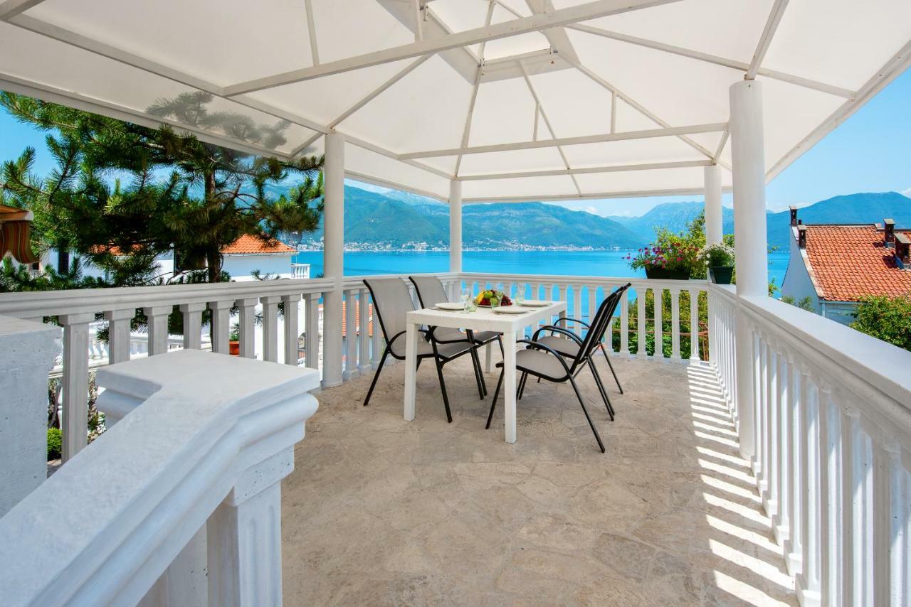 Boka Apartments Tivat Kültér fotó