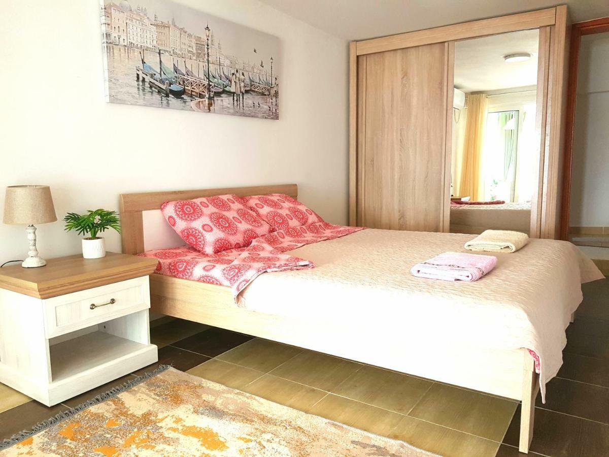 Boka Apartments Tivat Kültér fotó